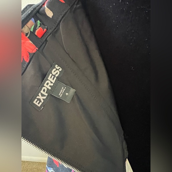 Express Black strapless fit and flare floral satin feel dress zipper back 4 EUC - Picture 8 of 10